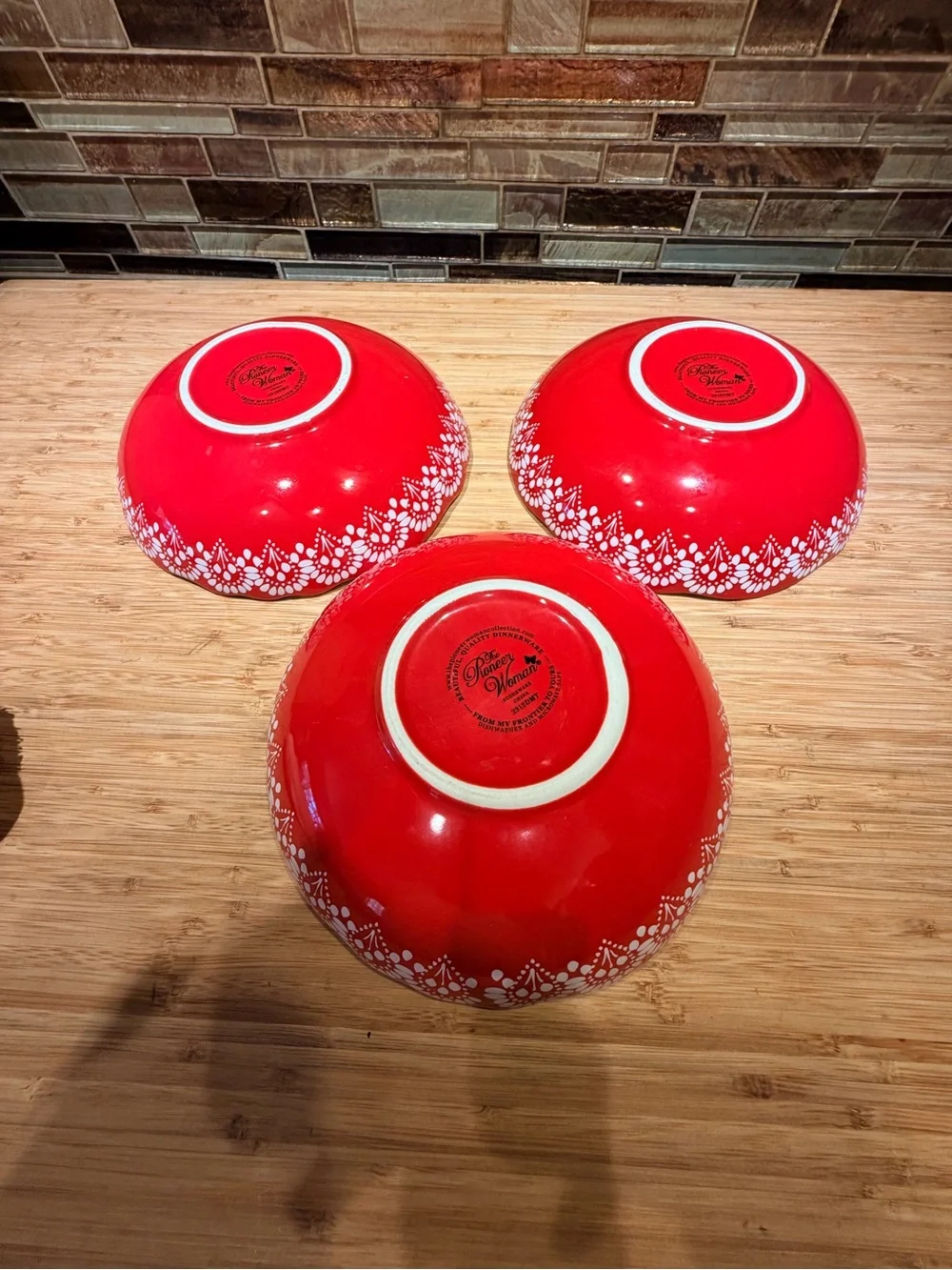 The Pioneer Woman Red Floral Scalloped Ceramic Bowls Set